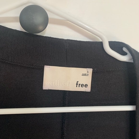 Aritzia cartigan - Picture 4 of 6